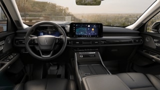 2025 Lincoln Lincoln Aviator Internal Image 2